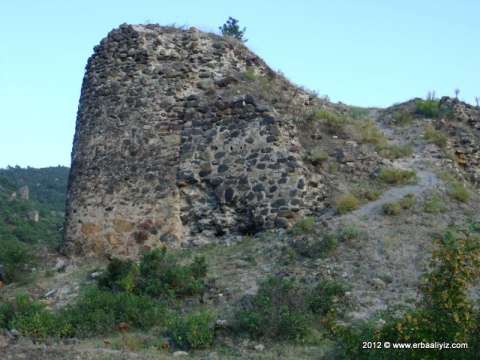 Erbaa Kale Köyü Kalesi Resimleri